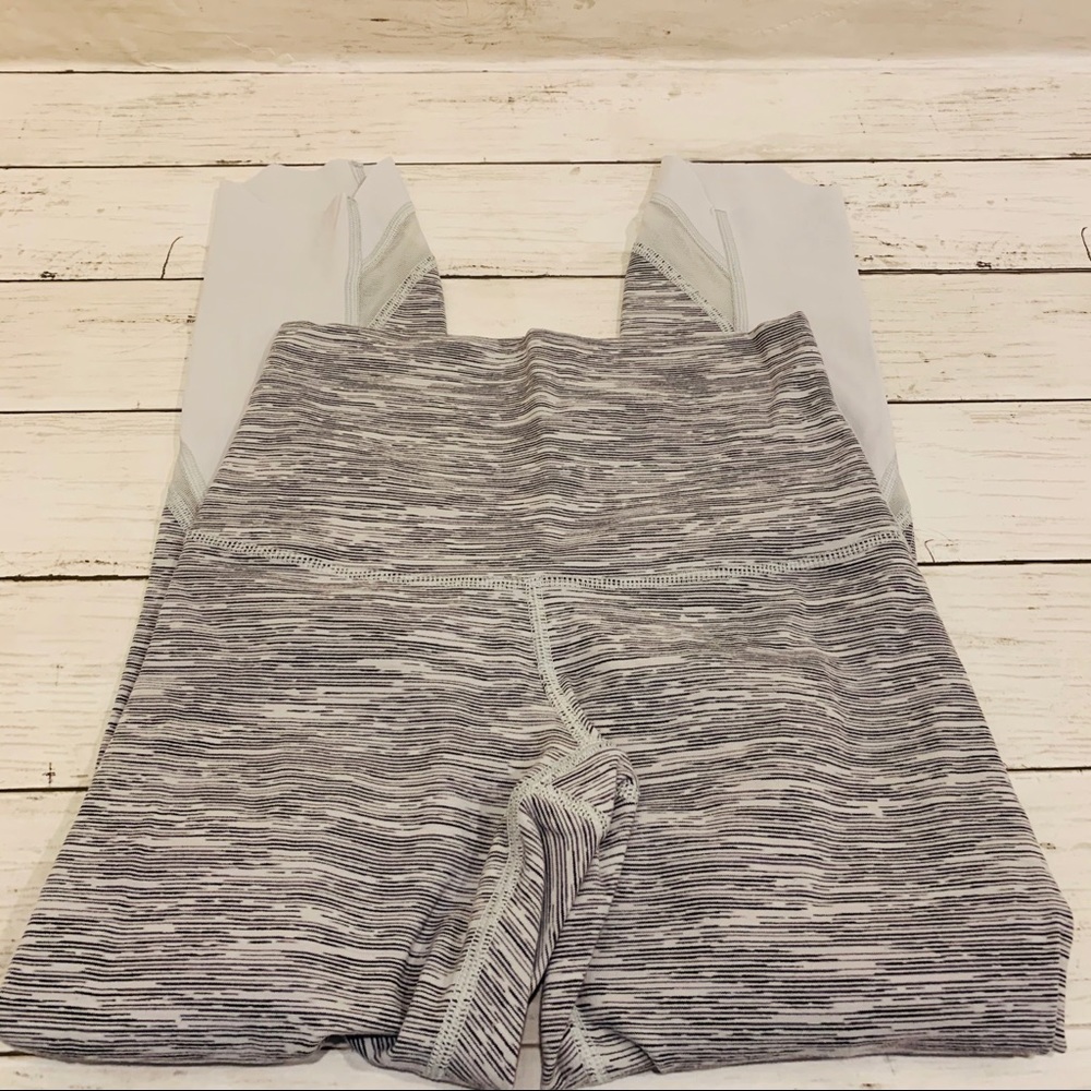 SZ 4 lululemon Wunder under crop roll down scallop